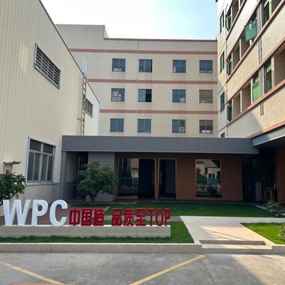 좋은 가격 목재 플라스틱 WPC 벽 천장 주문 외관 복합 목재 천장 온라인으로